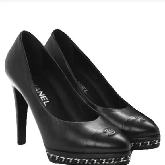 CHANEL Cap Toe Interlocking CC Chain-Trim Platform Pumps - Black Leather size 40 - Picture 16 of 16